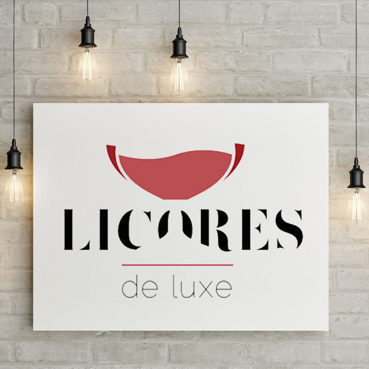 Diseño Gráfico Licores Deluxe